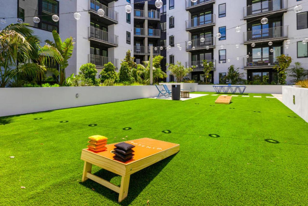 Apartment Heights 2br W Courtyard Nr Dining San-26 San Diego